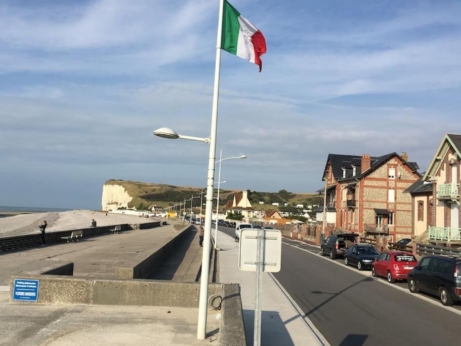 Studio a moins de 50 mètres de la plage, vue dégagée sur la vallée Veulettes-sur-Mer Extérieur photo